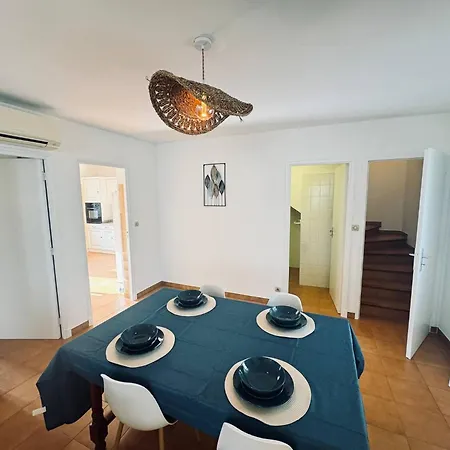 Holiday home Valras-loc Charmante Maison De Village Pres Du Canal Colombiers (Herault)