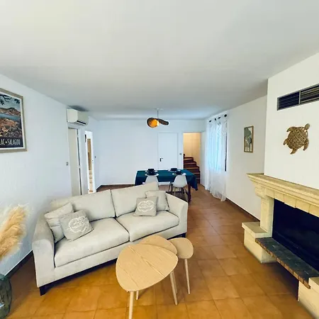 Holiday home Valras-loc Charmante Maison De Village Pres Du Canal Colombiers (Herault)