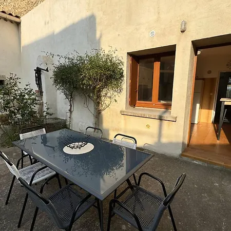 Holiday home Valras-loc Charmante Maison De Village Pres Du Canal